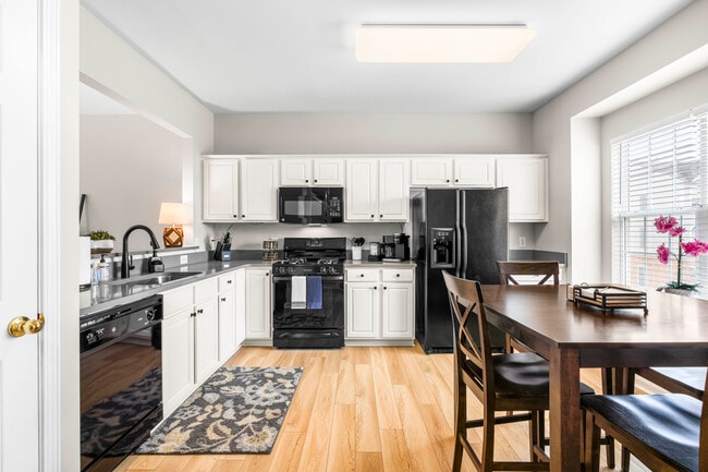 Building Photo - 5334 Berry Creek Cir