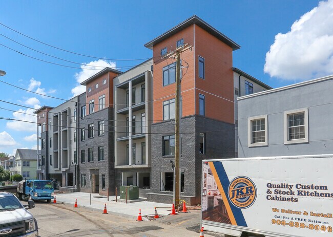 Construcción 8/23/2022 - 40-46 W Price St