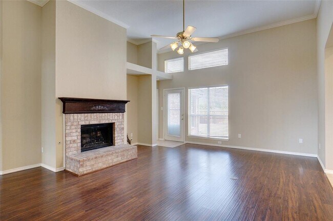 Building Photo - 8213 Bulrush Dr