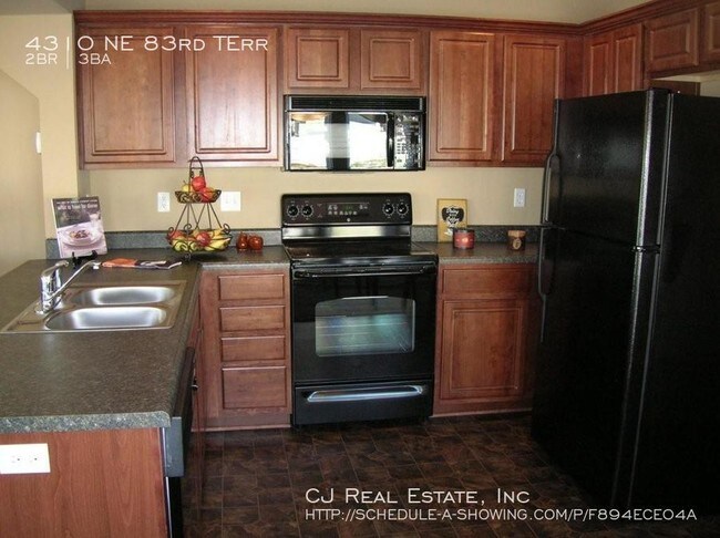 Foto del edificio - 4310 NE 83rd Terrace