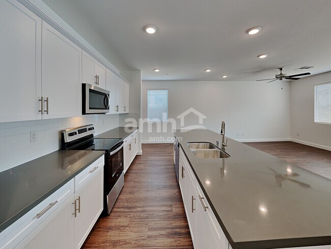 Building Photo - 10069 Aconitum Ct