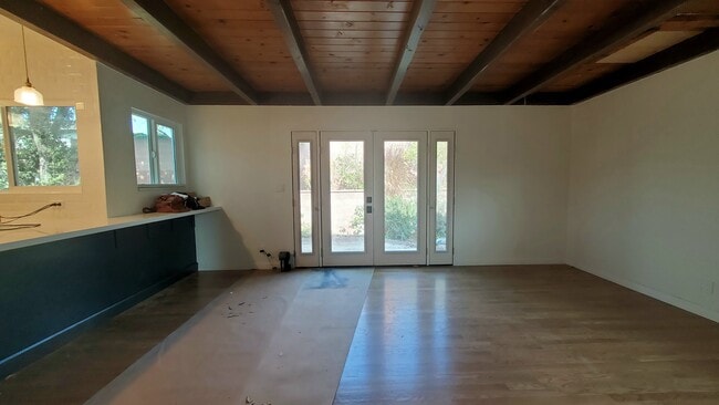 Foto del edificio - 5303 W 139th St