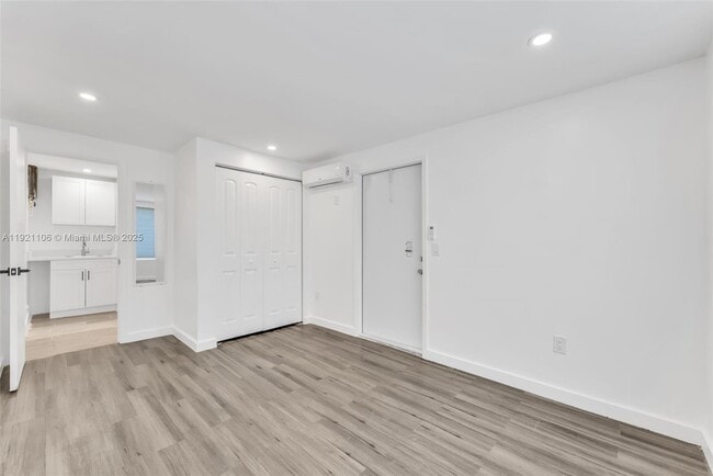 Foto del edificio - 4917 SW 43rd Terrace