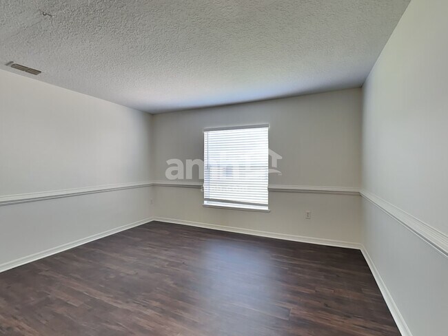 Building Photo - 11997 Mission Creek Ln