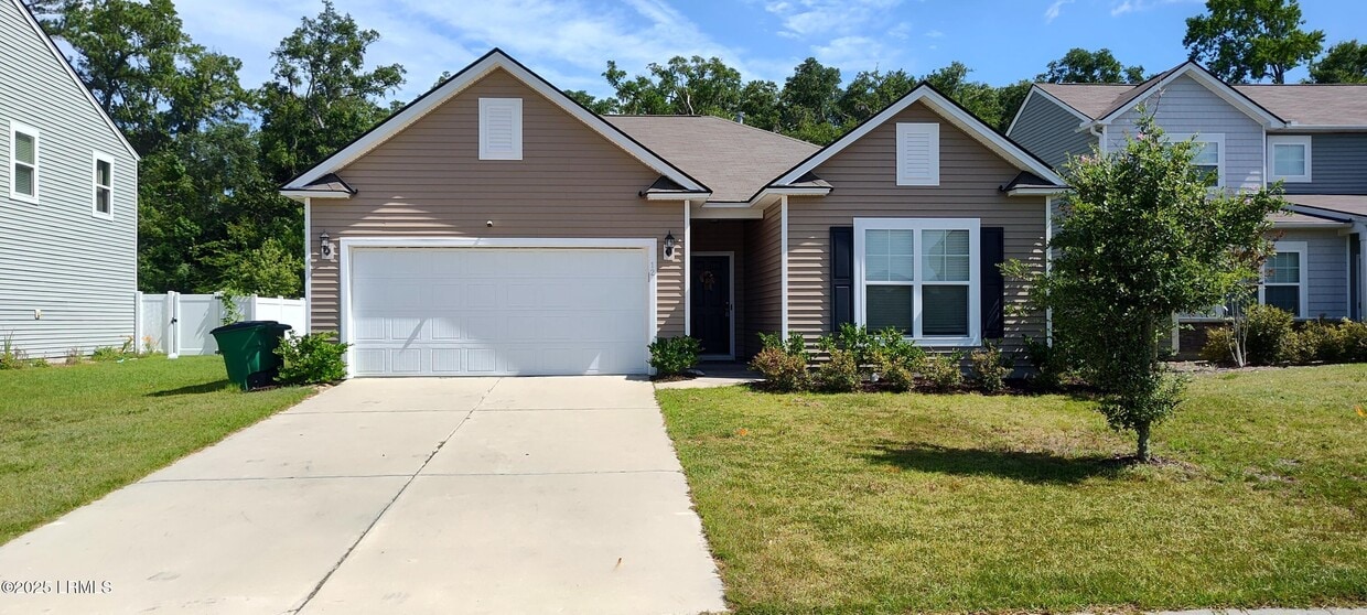 Primary Photo - 12 Pacolet Ln
