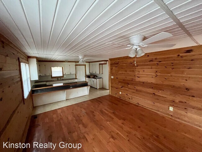 Building Photo - 3 br, 1 bath House - 4088 Mark N Smith Rd.