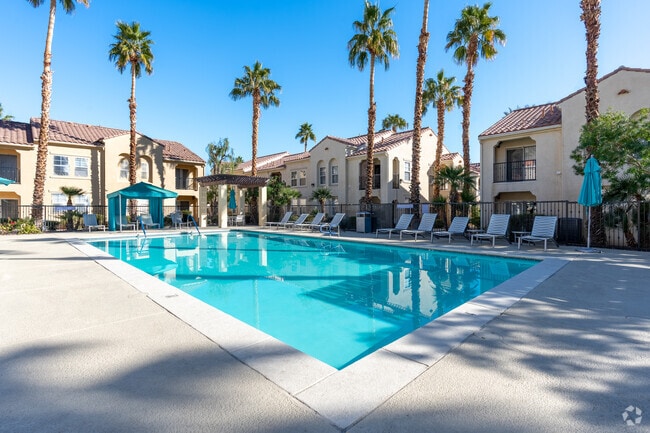 Building Photo - Silverhawk Apartments