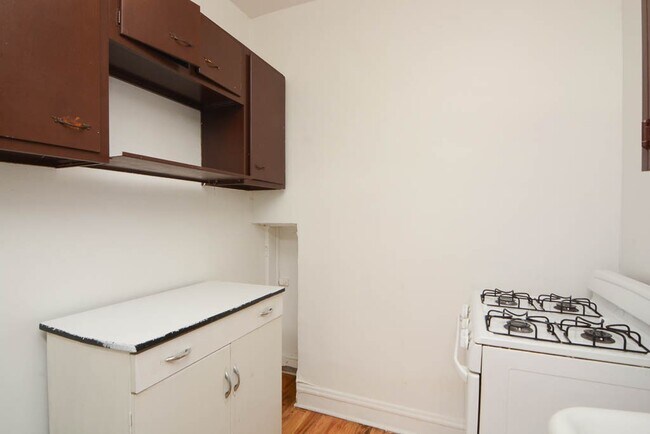 Foto del edificio - 4856 N Damen Ave