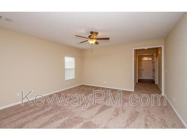Foto del edificio - 713 Kensey Park Ln