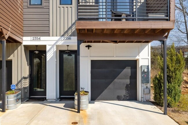 Building Photo - 2356 Mason Dr