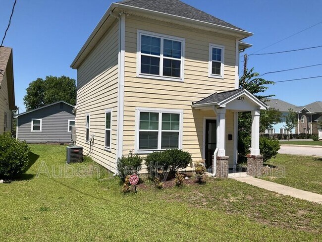 Foto del edificio - 1331 McDuffie Ave