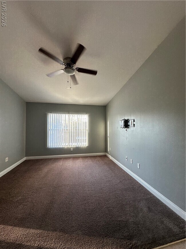 Foto del edificio - 8000 W Badura Ave