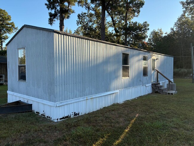 Foto del edificio - 2 Bedroom/ 1 Bathroom Mobile Home in Willo...