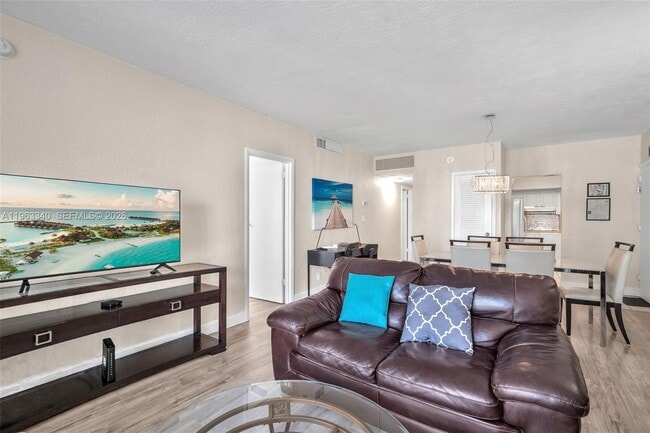 Building Photo - 3801 S Ocean Dr