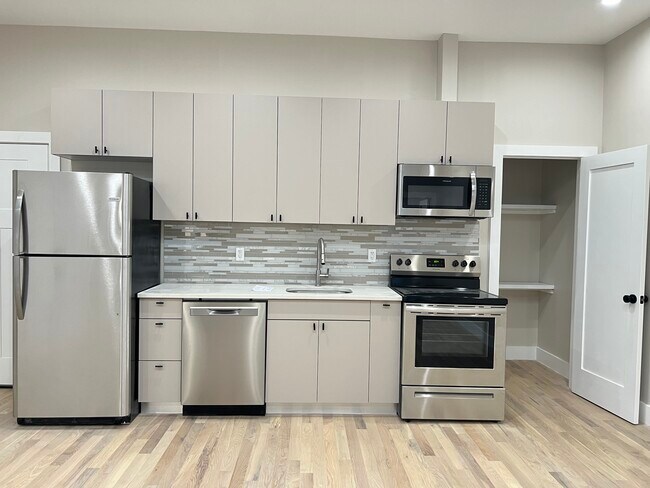 Front - 3605 Bergenline Ave