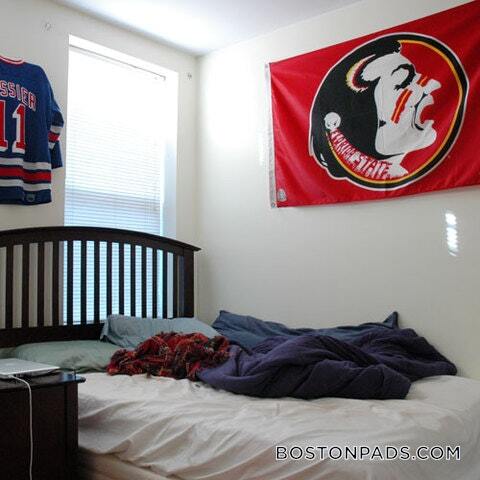 Foto del edificio - 220 Hanover St