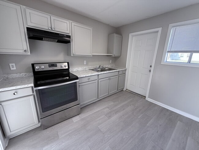 Photo - 1155 N Belvedere Blvd Apartment