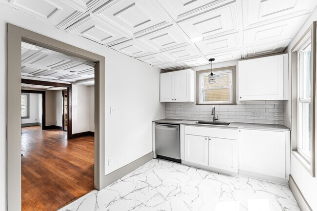 Foto del edificio - 212 Dewey St