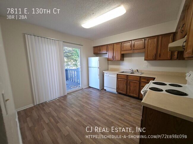 Foto del edificio - 7811 E 130th Ct