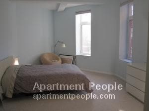 Building Photo - 2758 W Francis Pl