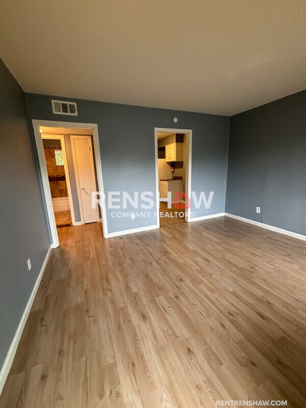 Foto del edificio - 2767 Waverly Ave