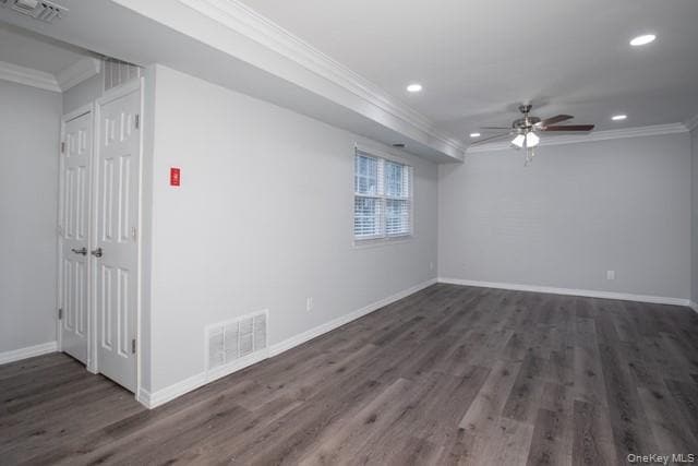 Foto del edificio - 465 Lake Pointe Dr