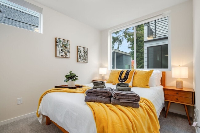 Building Photo - 8042 14th Ave NW