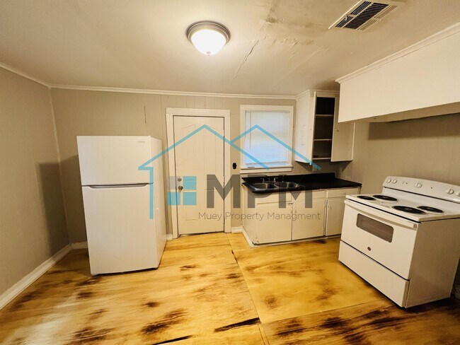 Foto del edificio - 102 S 2nd St