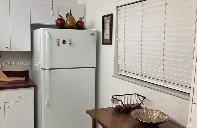 Building Photo - 8035 SW 107th Ave