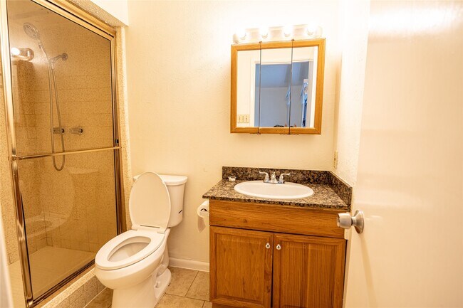 Foto del edificio - 14658 Flair Dr