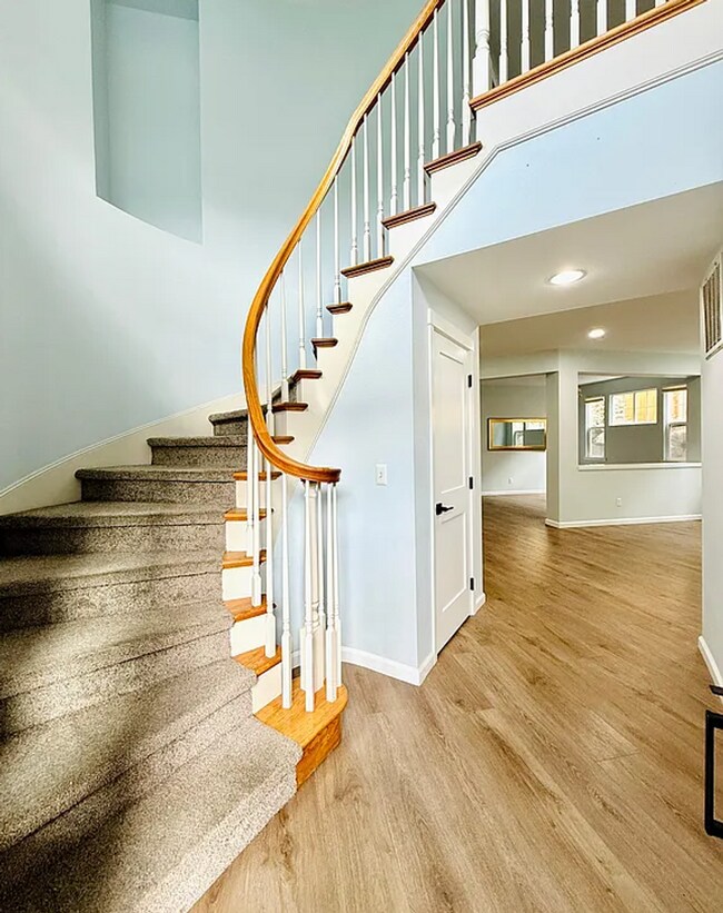 Foto del edificio - House For Rent In Sammamish