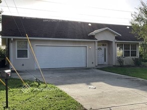 Building Photo - 379 Forest Hills Blvd