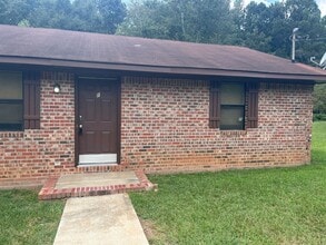 Building Photo - 1053 Vineyard Rd