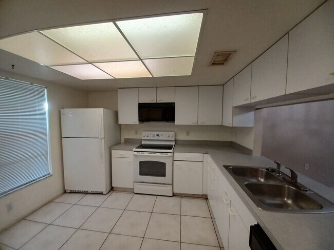 Foto del edificio - 1503-1505 SE 24th Ave