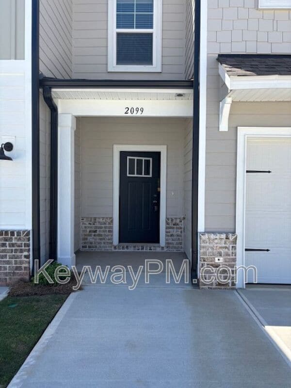 Building Photo - 2099 Denmark Ave SE