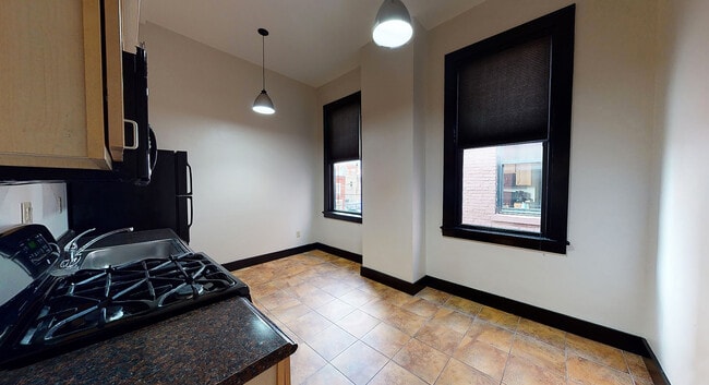 Kitchen - South Side Apartments