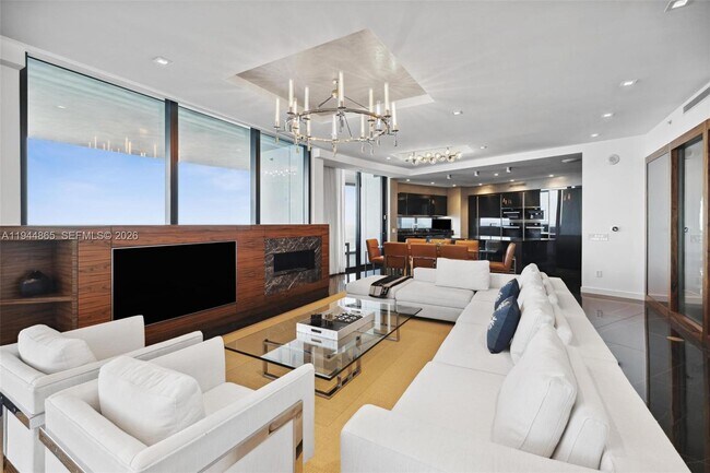 Foto del edificio - 18555 Collins Ave