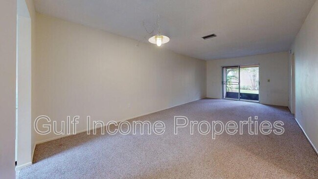 Building Photo - 6228 7th Ave W