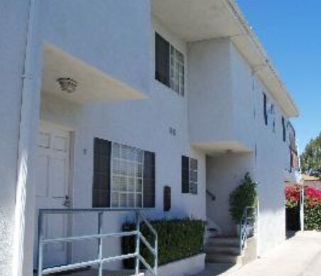 Building Side - 631 Pacific St