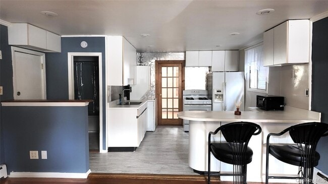 Foto del edificio - 3249 Barkley Ave