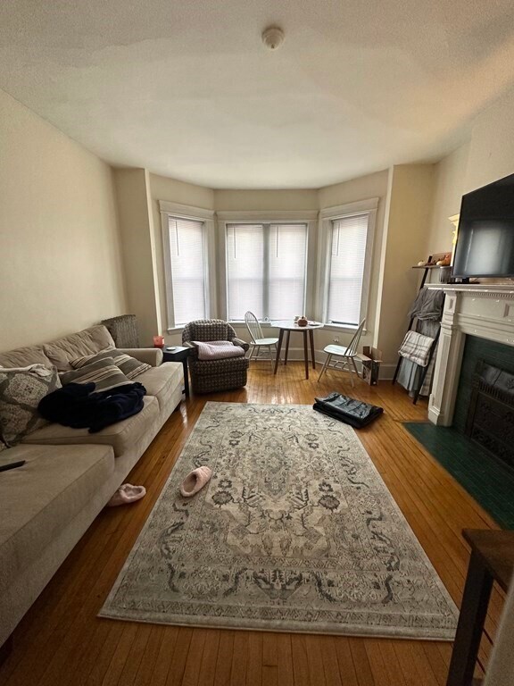 Foto del edificio - 222 N Harvard St