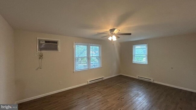 Building Photo - 1022 Fox Chase Rd