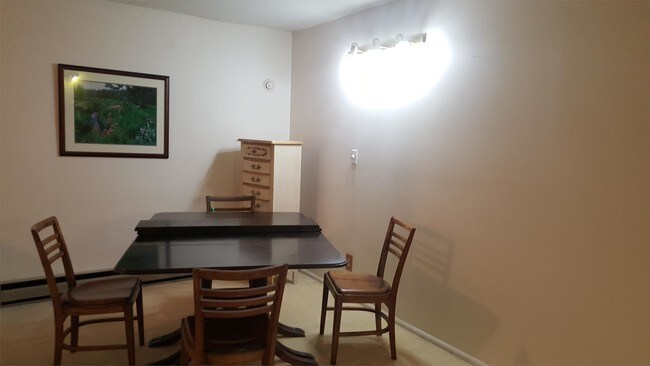 Foto del edificio - 204 E Callender St