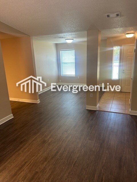 Building Photo - 50 Assana Ct