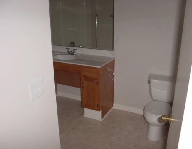 Bathroom - 125 Park Hill Ln
