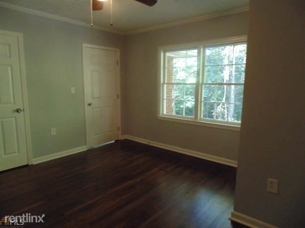 Building Photo - 4 br, 3 bath House - 110 Green Valley Dr