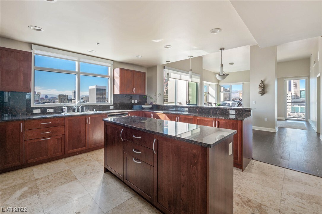 150 S Las Vegas Blvd Unit 1207, Las Vegas, NV 89104 Condo for Rent in