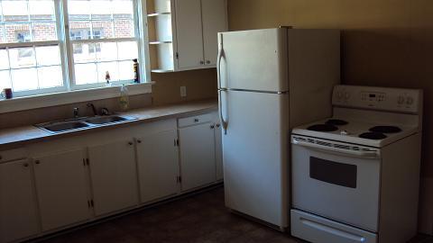 Building Photo - 360 N Irby St