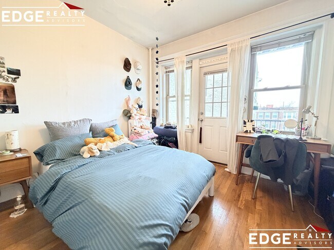 Foto del edificio - 264 Kelton St