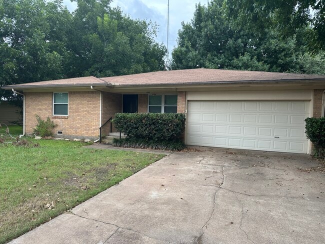 Building Photo - 1614 Venus Dr